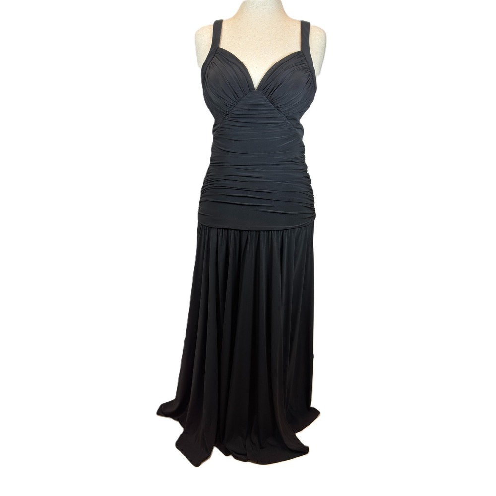 Vintage XSCAPE by Joanna Chen Black Ruched Evening Formal Gown Open Back size 12